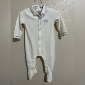 NWT Hugo Boss baby white onesie (6 months) unisex.
